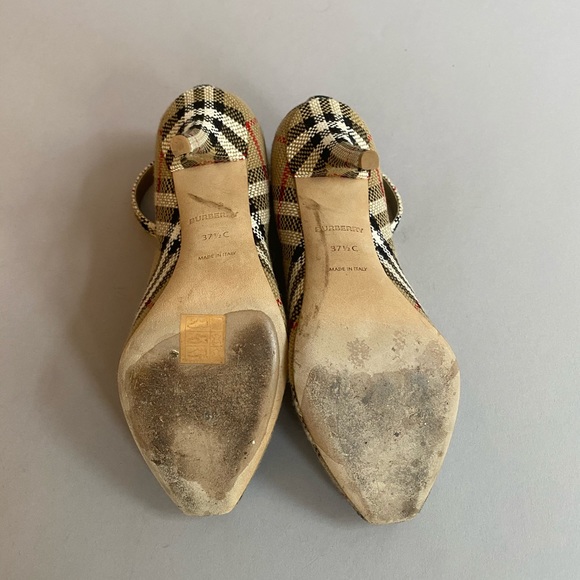 Burberry Check Heels - Picture 9 of 9